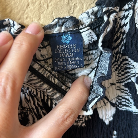 Aloha Dress - Picture 3 of 4